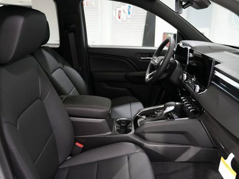 New 2026 GMC Canyon Elevation w/ Convenience Package image 18