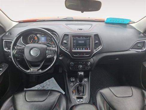 Used 2021 Jeep Cherokee Trailhawk image 8