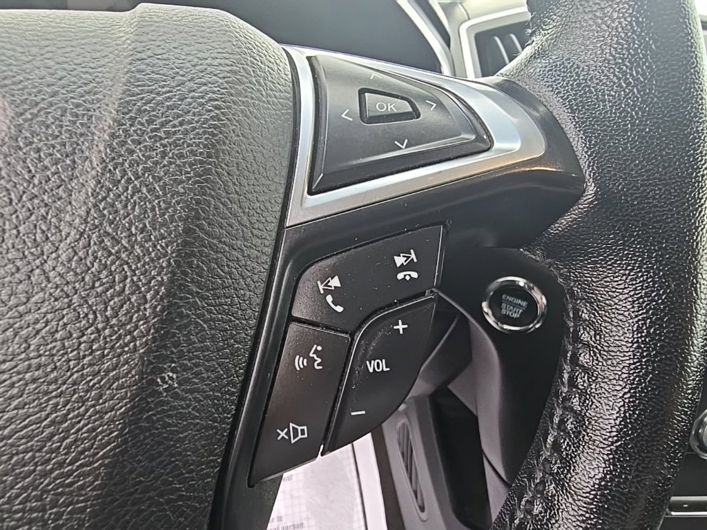 Used 2019 Ford Edge Titanium AWD/4WD image 13