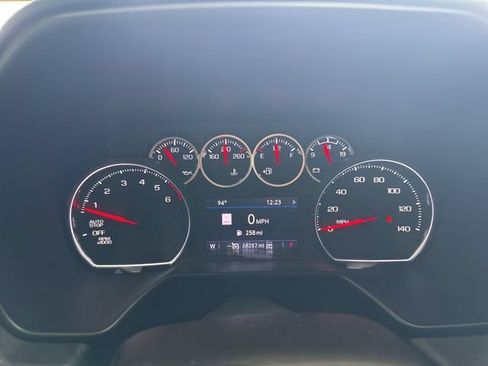 Used 2021 Chevrolet Suburban RST w/ Rear Media and Nav Package AWD/4WD image 8