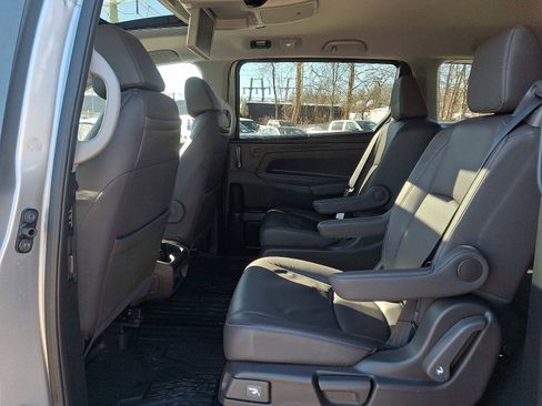 Used 2024 Honda Odyssey Touring image 10