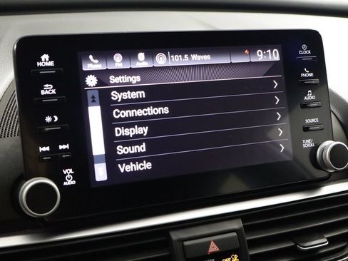 Used 2018 Honda Accord Sport image 28