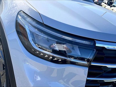 New 2026 Ford Explorer Active w/ Active Comfort Package image 34