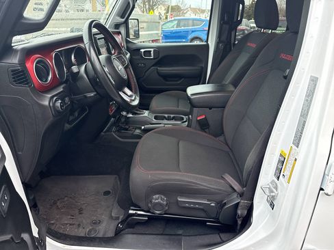 Used 2023 Jeep Gladiator Rubicon w/ Cold Weather Group AWD/4WD image 30