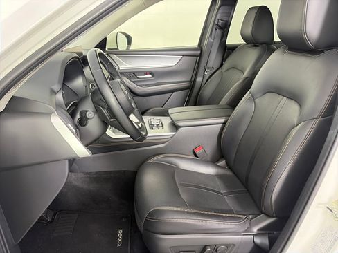 Used 2024 MAZDA CX-90 3.3 Turbo w/ Premium Package AWD/4WD image 11