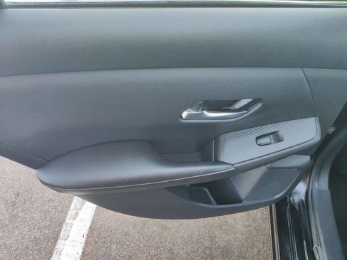 Used 2020 Nissan Sentra SV w/ Lighting Package image 22