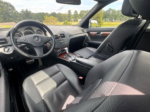 Used 2009 Mercedes-Benz C 300 Sport image 13