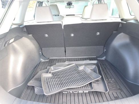 Certified 2022 Toyota Corolla Cross L image 15