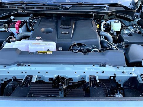 New 2026 Toyota Tundra Platinum AWD/4WD image 17