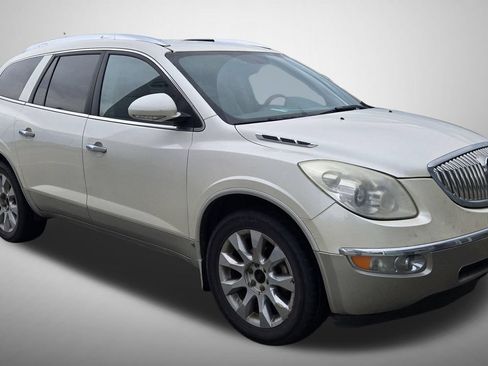 Used 2010 Buick Enclave CXL w/ Trailering Provision Package FWD image 2
