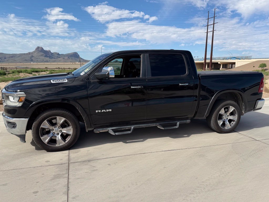 Used 2020 RAM 1500 Laramie AWD/4WD image 13