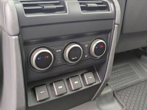 Used 2020 Land Rover Defender 110 HSE image 21