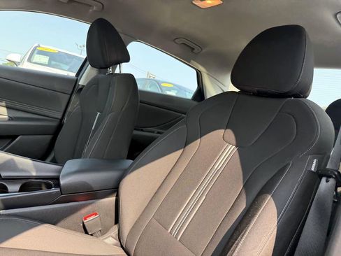 Certified 2023 Hyundai Elantra SEL w/ Convenience Package FWD image 10