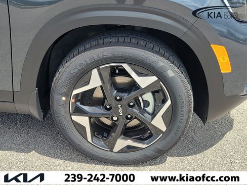 New 2026 Kia Seltos S FWD image 7