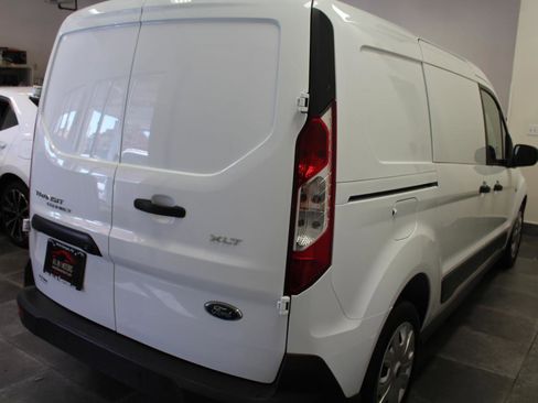 Used 2019 Ford Transit Connect XLT image 6