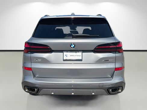 New 2026 BMW X5 xDrive40i w/ Executive Package AWD/4WD image 4