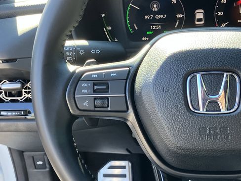 Certified 2025 Honda Accord Sport image 21