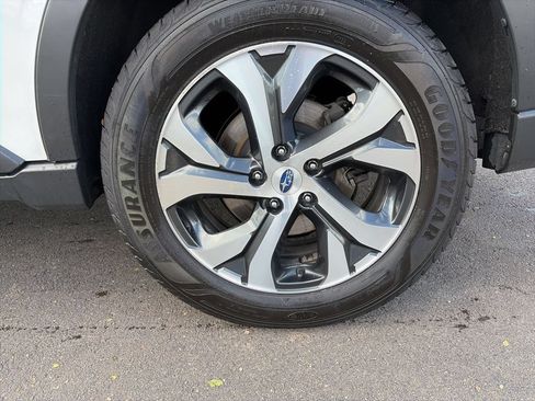 Used 2022 Subaru Outback Touring AWD/4WD image 22