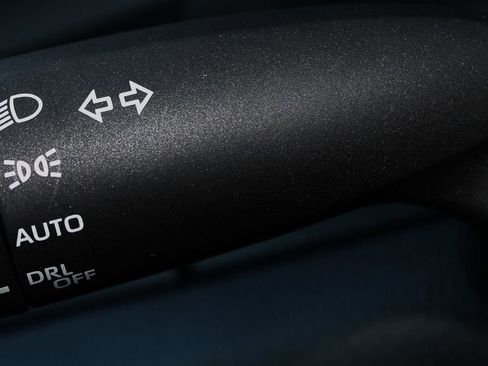 Used 2024 Toyota Tacoma SR image 25