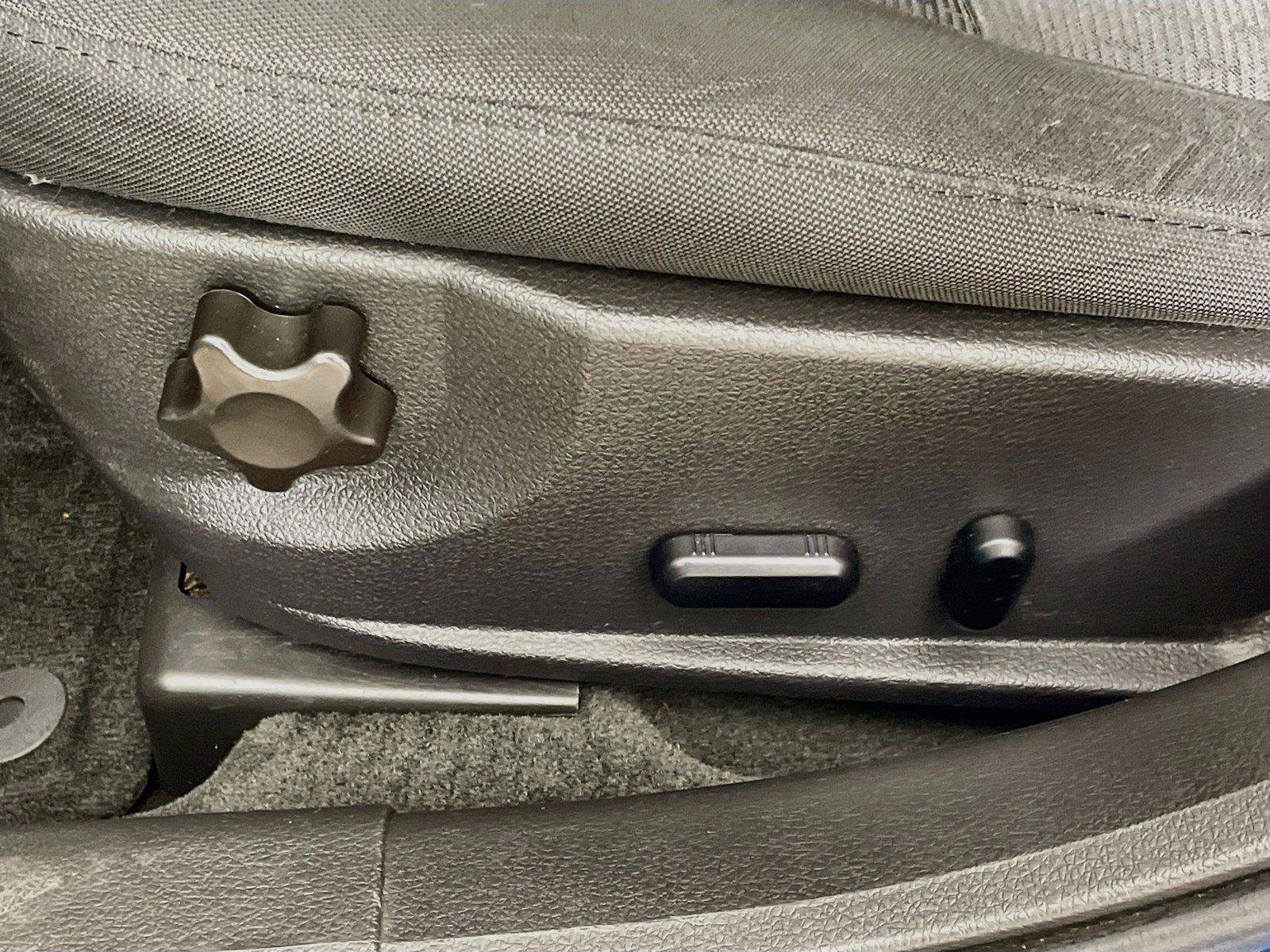 Used 2012 Ford Fusion SE FWD image 19