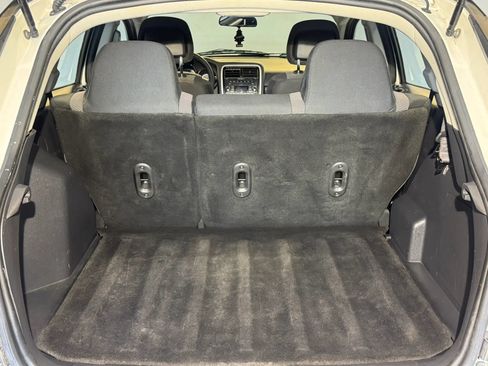 Used 2010 Dodge Caliber SXT FWD image 27