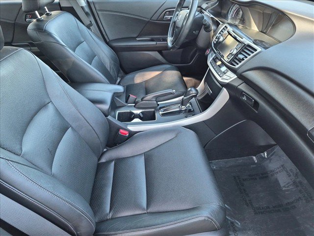 Used 2015 Honda Accord EX-L image 19