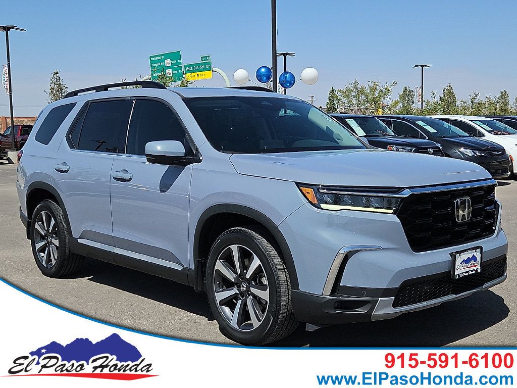 Certified 2023 Honda Pilot Touring image 1