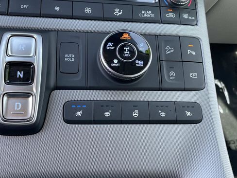 Used 2024 Hyundai Palisade Limited image 10