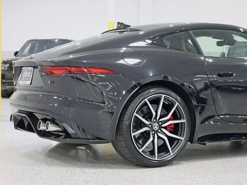 Used 2024 Jaguar F-TYPE R AWD/4WD image 11