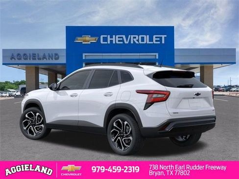 New 2026 Chevrolet Trax RS image 3