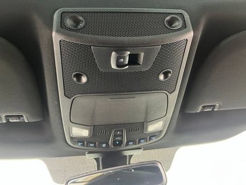 Used 2017 Ford F150 Platinum w/ Equipment Group 701A Luxury AWD/4WD image 36
