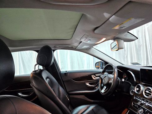 Used 2015 Mercedes-Benz C 300 Sedan image 24