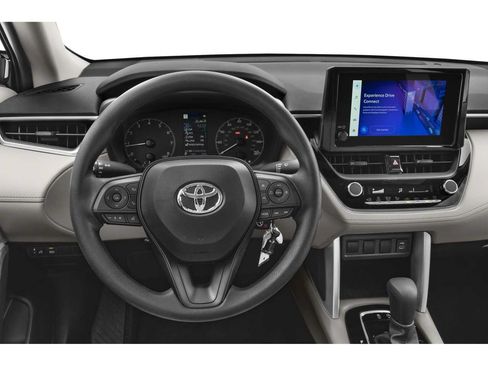 Certified 2025 Toyota Corolla Cross L AWD/4WD image 4