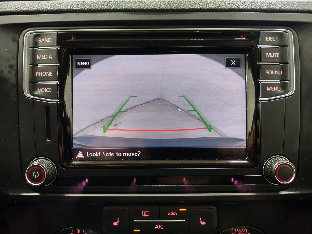 Used 2017 Volkswagen Jetta SE FWD image 9