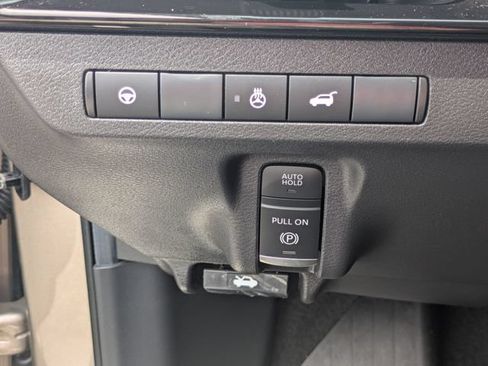 Used 2025 Nissan Murano SL AWD/4WD image 18