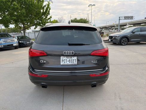 Used 2017 Audi Q5 2.0T Premium Plus w/ Technology Package image 4