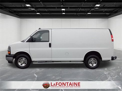 Used 2021 Chevrolet Express 2500 w/ Driver Convenience Package image 2