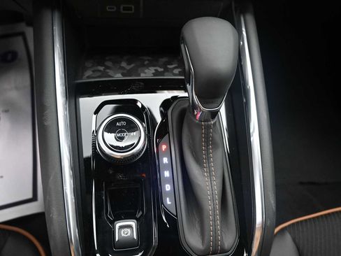 New 2026 GMC Canyon AT4 w/ Nightfall Edition image 15