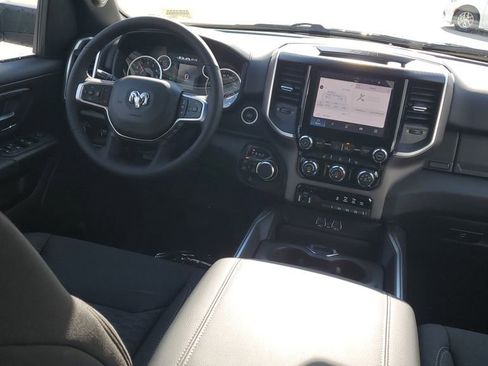 New 2026 RAM 1500 4x4 Crew Cab image 12