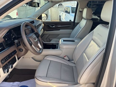 Used 2021 GMC Yukon Denali image 14