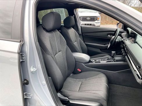 Used 2024 Honda Accord Sport image 10