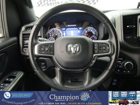 Used 2025 RAM 1500 Warlock AWD/4WD image 33