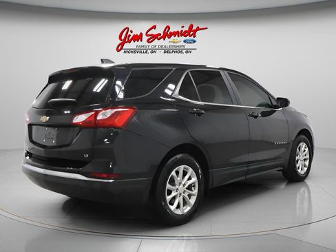 Used 2021 Chevrolet Equinox LT w/ Driver Convenience Package image 6