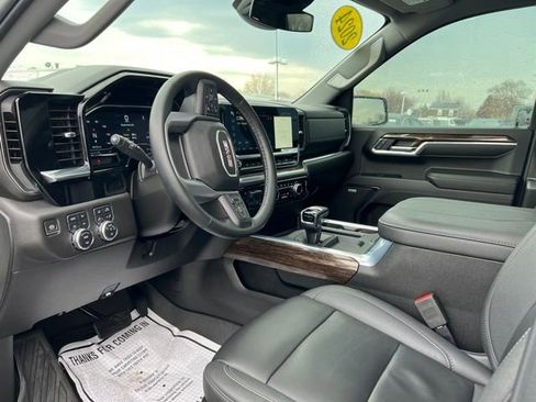 Certified 2024 GMC Sierra 1500 Elevation w/ Elevation Premium Package image 13