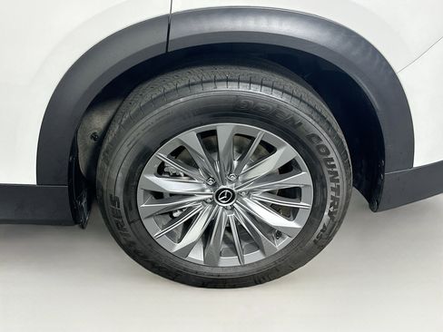 Used 2024 MAZDA CX-90 Plug-In Hybrid w/ Preferred image 11