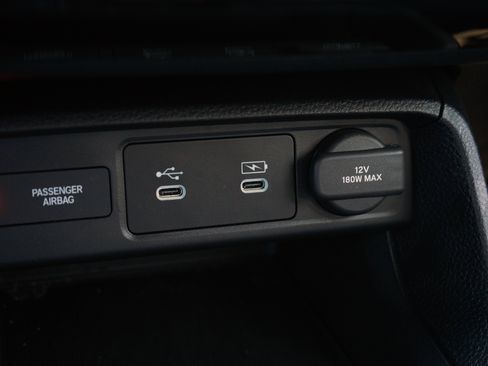 Used 2025 Honda Civic Sport image 34