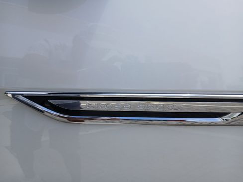 New 2026 Volkswagen Atlas Cross Sport SE FWD image 25