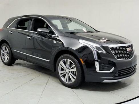 Certified 2025 Cadillac XT5 Premium Luxury w/ LPO, Floor Liner Package image 7