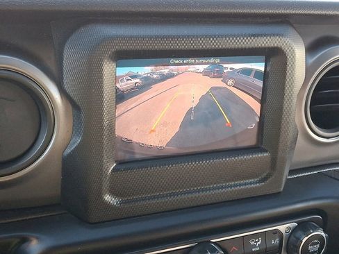 Used 2023 Jeep Wrangler Willys image 26