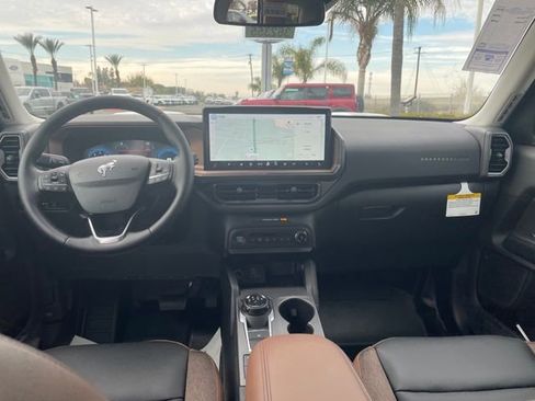 New 2025 Ford Bronco Sport Outer Banks w/ Sasquatch Outer Banks Package image 23